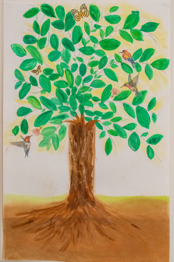 Seance individuelle_peinture_art-therapie evolutive_personne agee_arbre_feuilles_oiseau_symbolique_Transformation_integration_alignement_vie_accueil du Soi